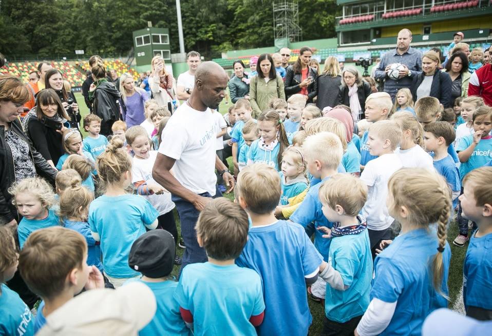 8th UNICEF Kids running