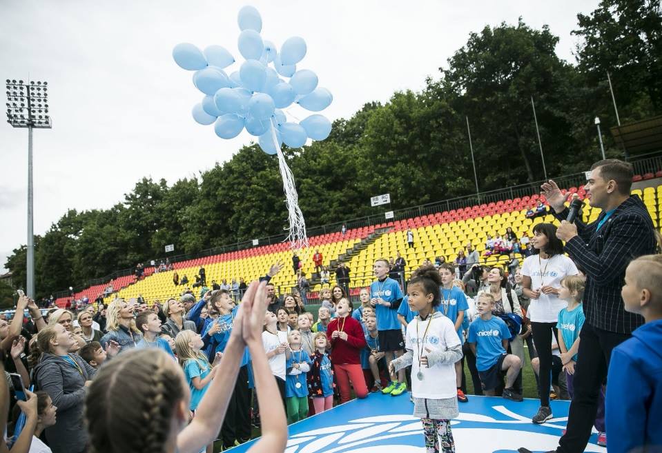 8th UNICEF Kids running